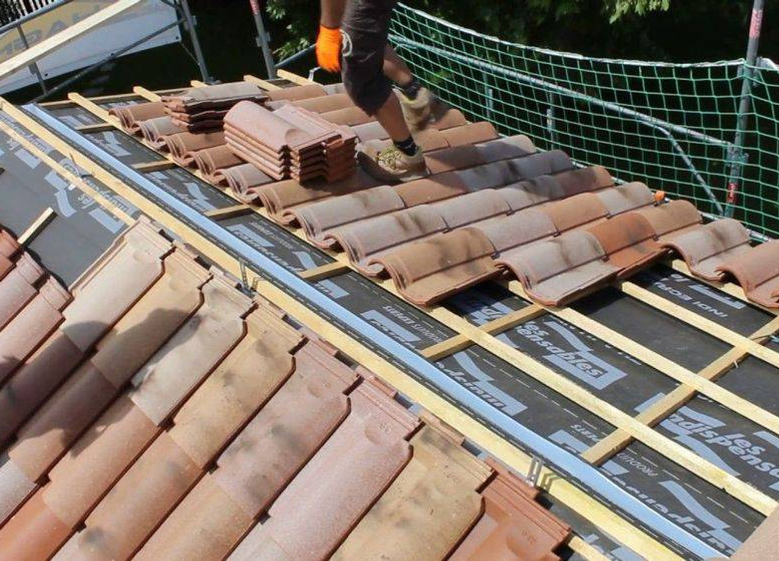 Chantier sécurisé par filet de protection — chantier Artisan Janselme près de La Gaude
